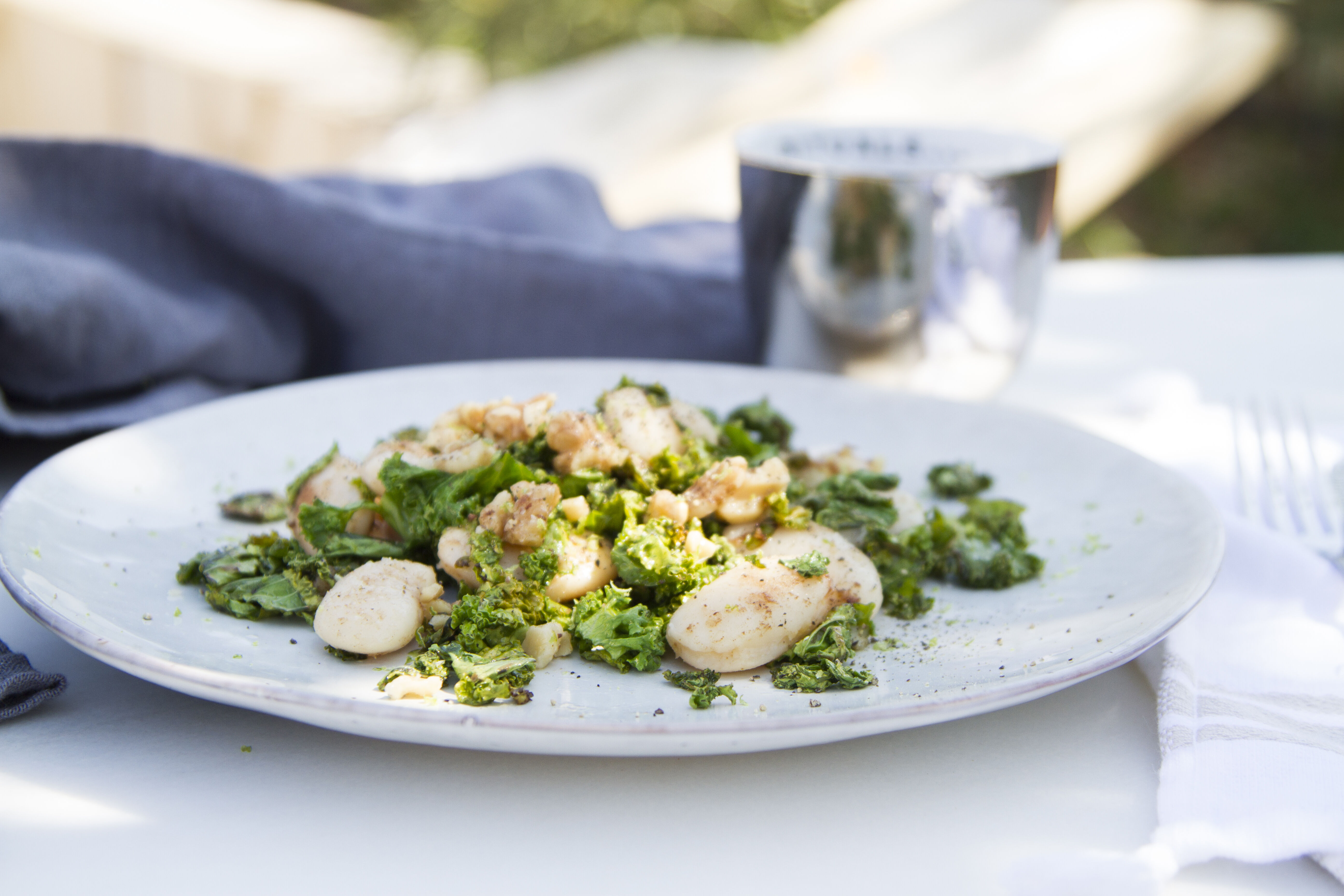 Salat Mit Gebratenen Limabohnen Und Waln&uuml;ssen