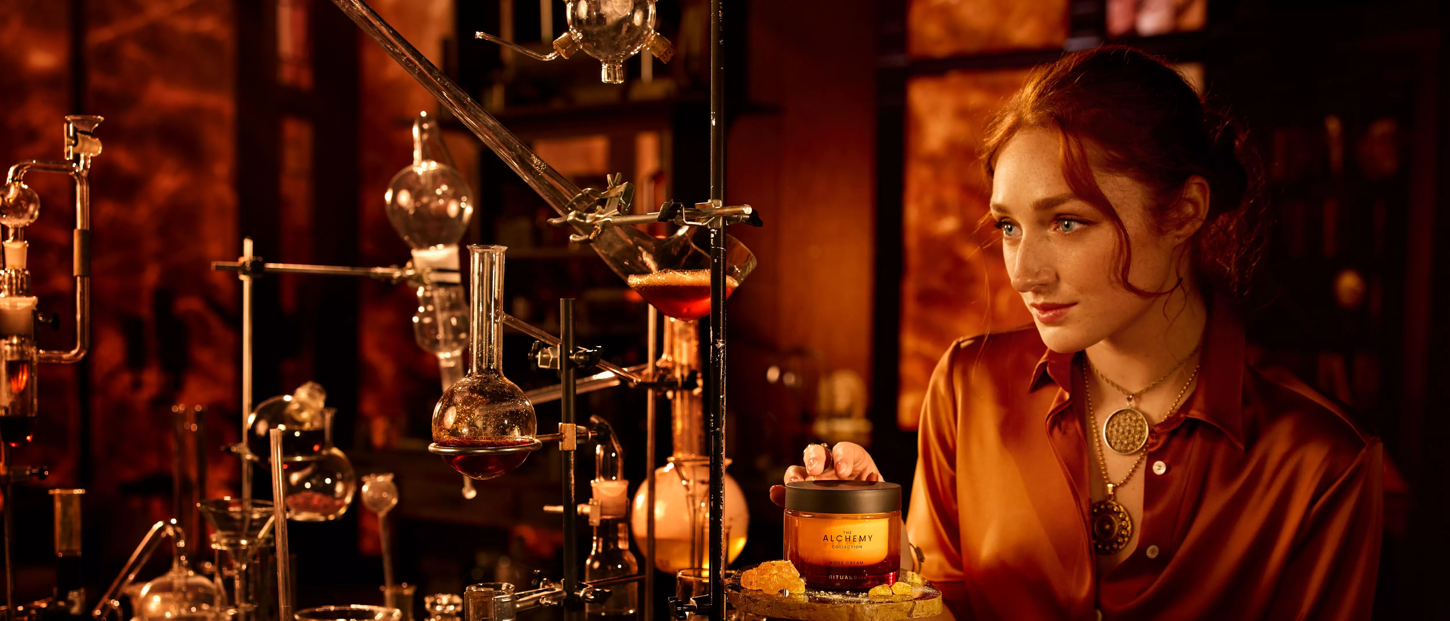 Fascynująca historia alchemii i alchemik&oacute;w